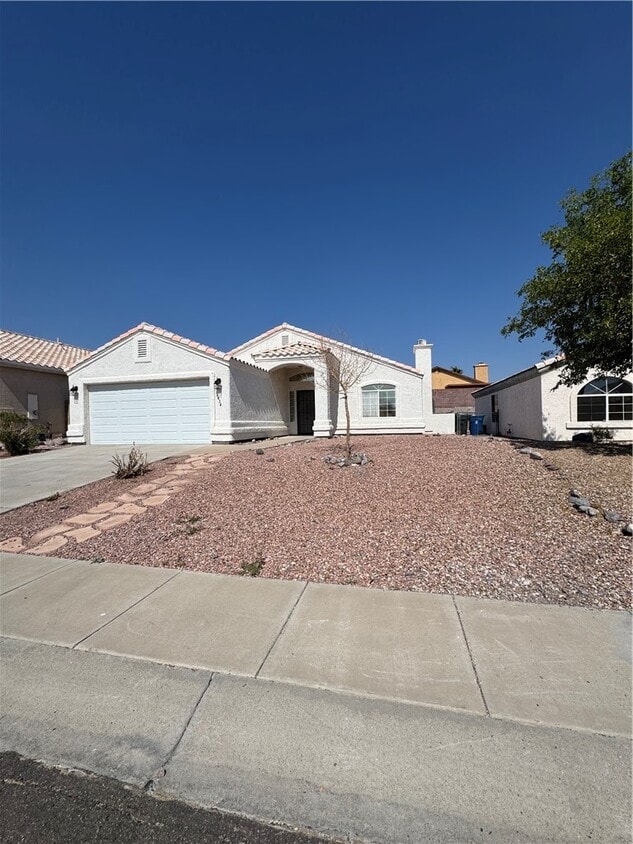Foto principal - 3434 Mineral Park Dr