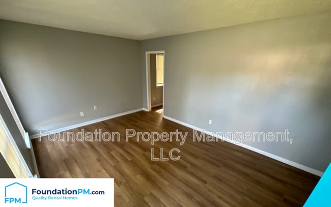 Building Photo - 3747 Parakeet Rd