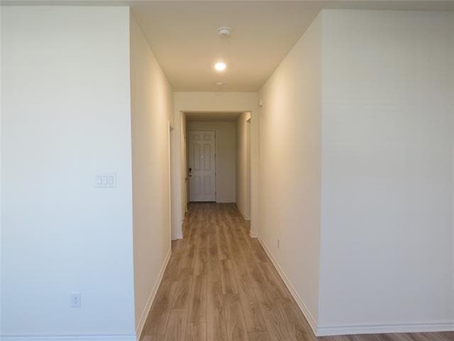 Building Photo - 3652 Highland Bayou Dr