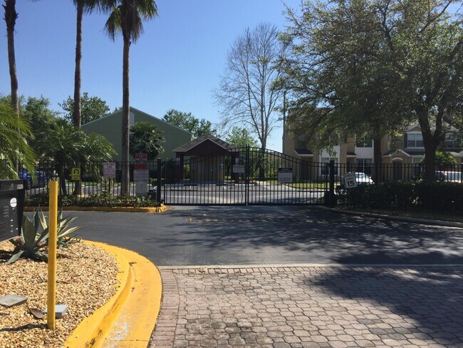 Foto del edificio - 6577 Osprey Lake Cir