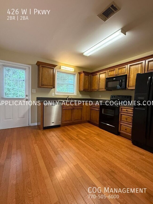 Building Photo - 426 WI Pkwy