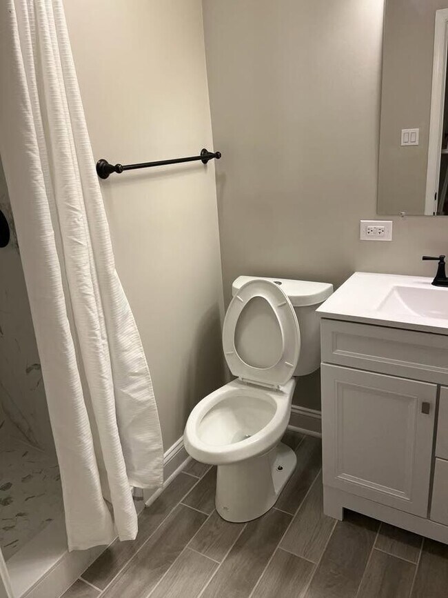 Foto del edificio - ?Newly Renovated Private Basement Suite – Frederick, MD ?