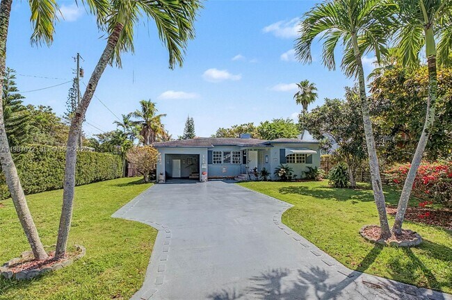 Building Photo - 7601 SW 59th Ct