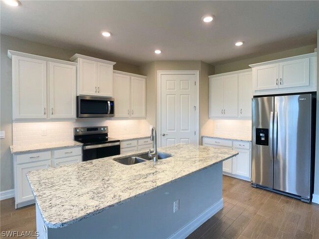 Building Photo - 404 Coral Reef Pl