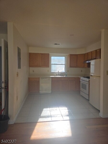 Foto del edificio - 59 Milford Ave