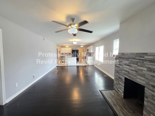 Foto del edificio - 3 Bed 1.5 Bathroom Home!!!!