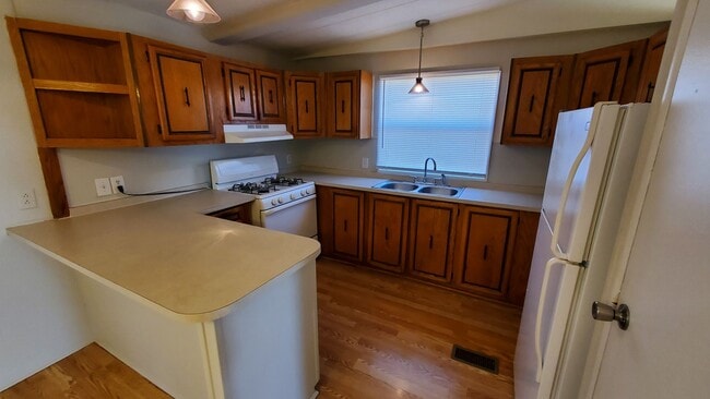 Building Photo - 14001 Interstate Hwy 27