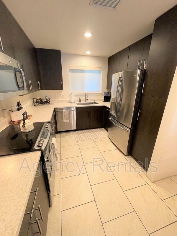 Building Photo - 437 Kailua Rd