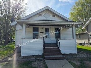 Building Photo - 524 Chiles St
