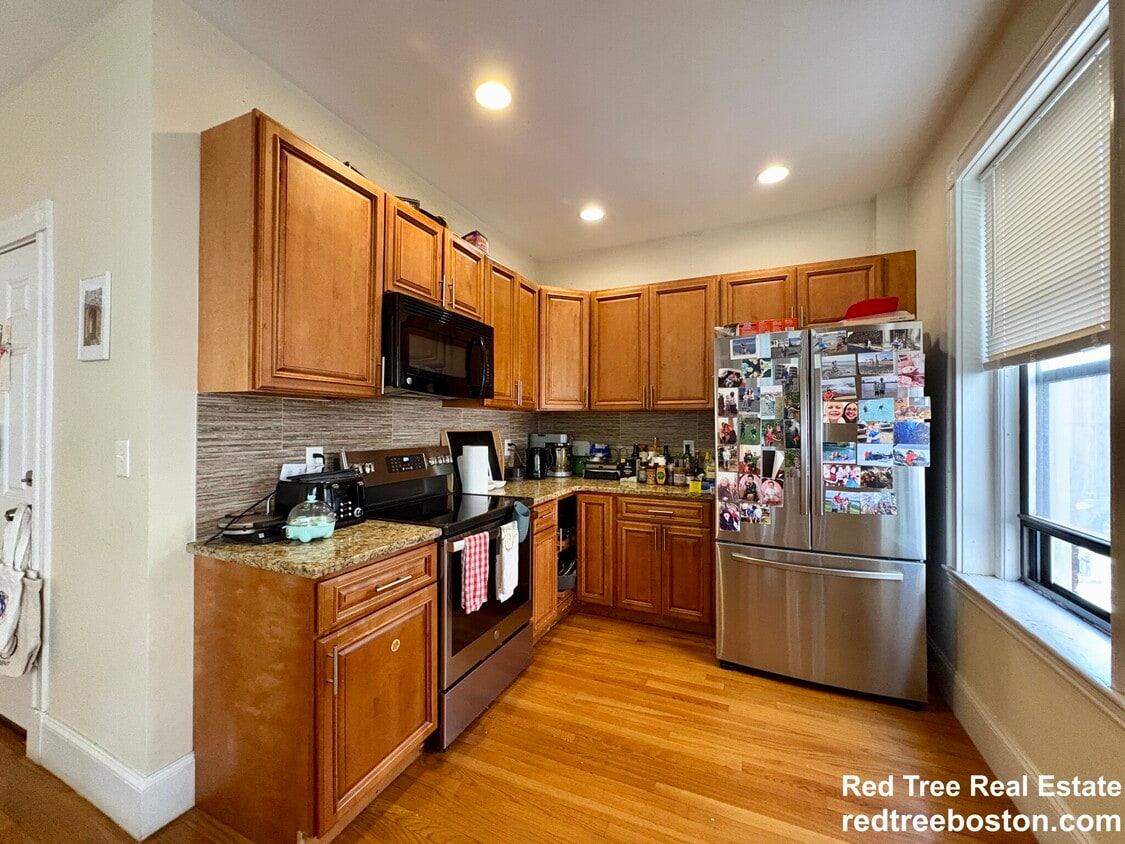 Photo - 184 Saint Paul St. Unit 1