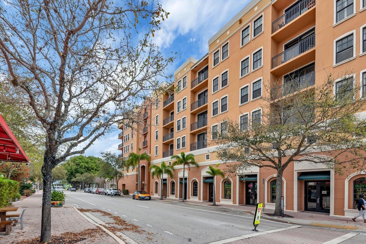 511 Lucerne Ave Unit 308, Lake Worth, FL 33460 Condo for Rent in Lake