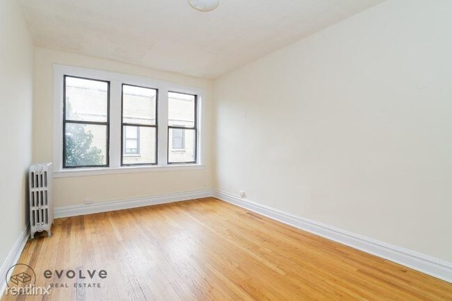 Foto del edificio - 1520 N Kedzie Ave