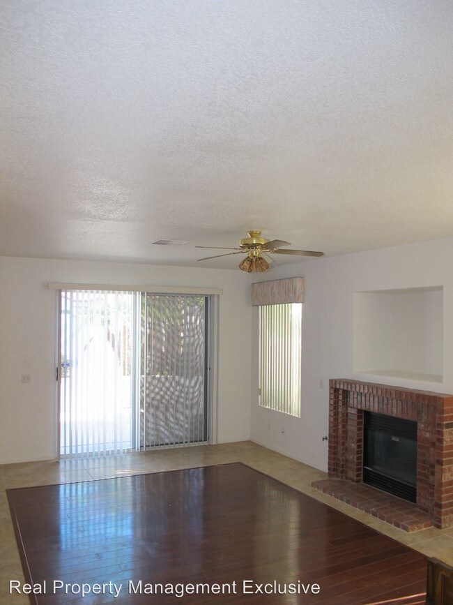 Foto del edificio - 7520 Enchanted Hills Ct