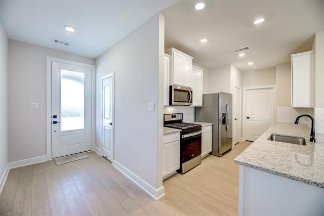 Foto del edificio - 1330 Windermere Wy