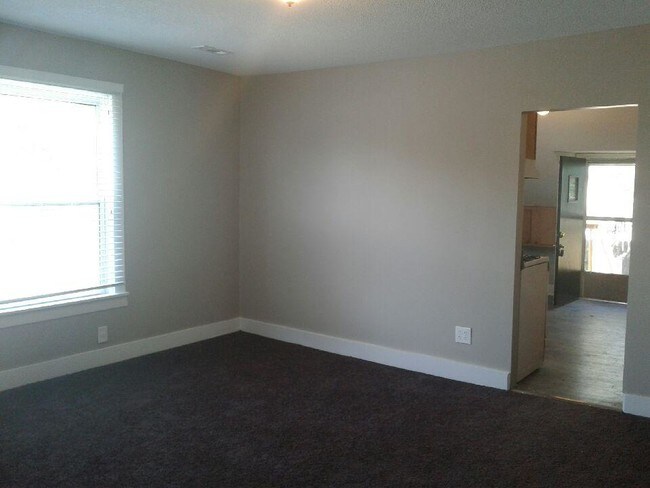 Building Photo - 428 Olive St.- Apt. B