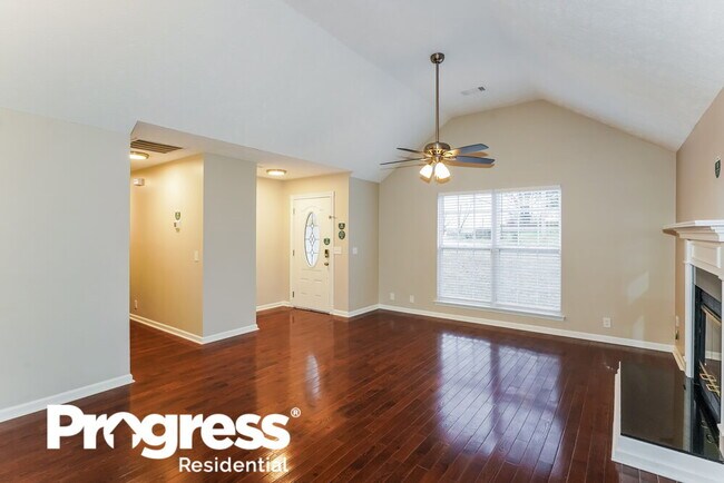 Building Photo - 252 Cedarview Dr