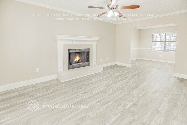 Building Photo - 260 Rosewood Dr