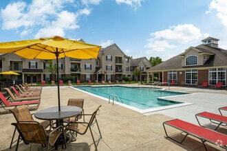 Building Photo - Stratford Place at Brownstown