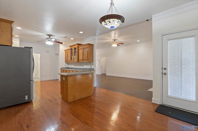 Foto del edificio - 216 Honor Way