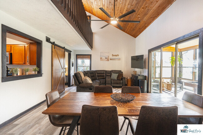 Building Photo - 6093 Rojo Rd