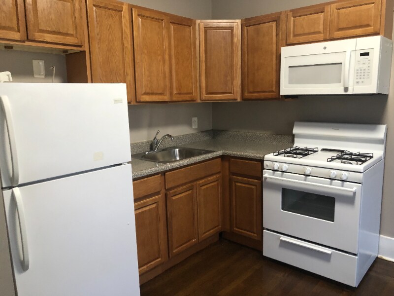 Foto principal - 34 E Tryon Ave