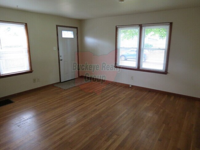 Foto del edificio - 186 College St. Groveport, OH 43125
