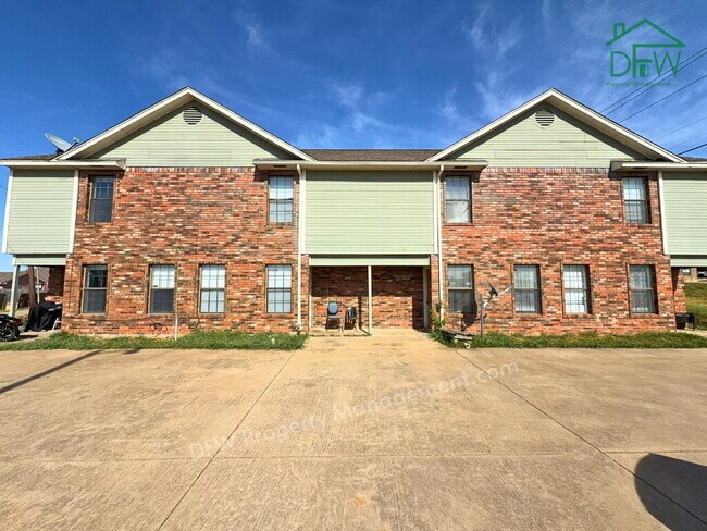 2-Bed, 1.5-Bath Townhome in Celina ISD — W/D Connections - 2-Bed, 1.5-Bath Townhome in Celina ISD — W/D Connections