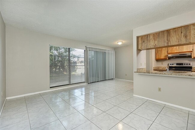 Building Photo - 2517 E Stanley Matthew Cir