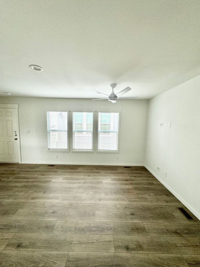 Building Photo - 66434 5th St