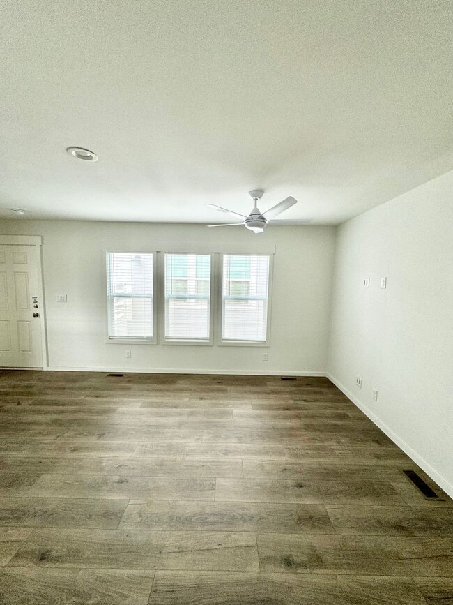 Foto del edificio - Brand New 2 bed 1 bath home!