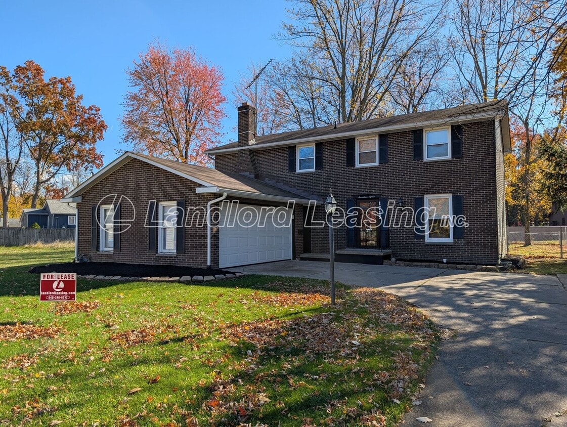 Primary Photo - Spacious 4-Bedroom Colonial on Beautiful Wooded Lot