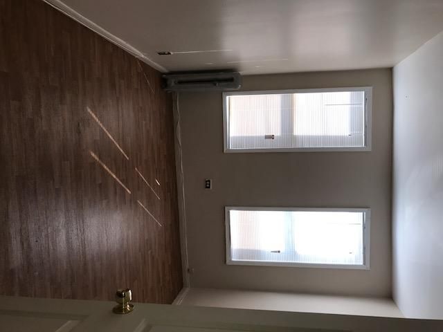 Foto del edificio - 3575 E Tremont Ave