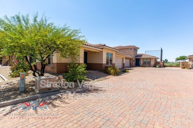 Building Photo - 13562 W Cypress St