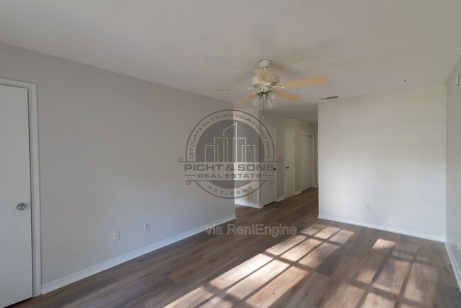 Photo - 3216 Jim Lee Rd Townhome