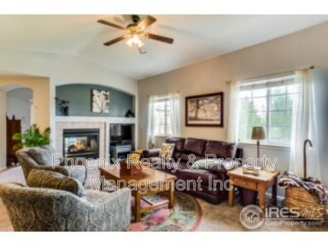 Foto del edificio - 1703 Whitehall Dr