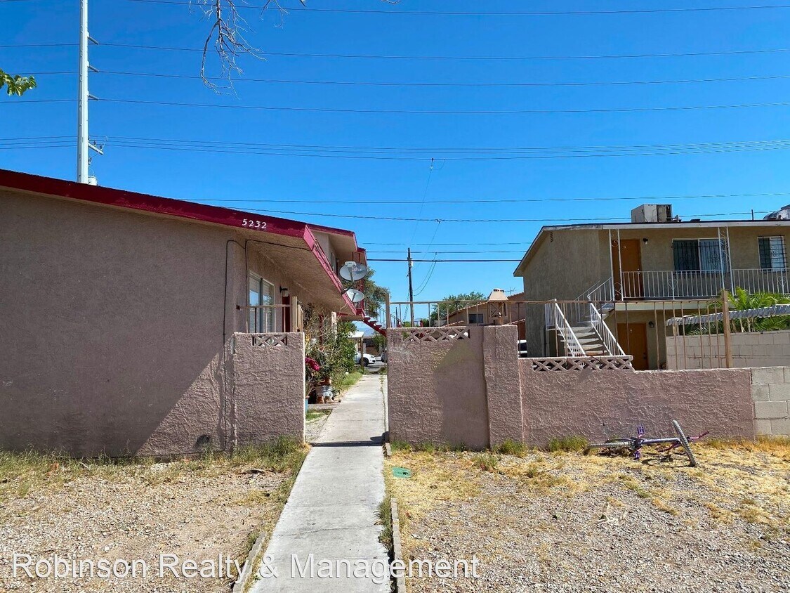 Primary Photo - 5232 Pebble Beach Blvd