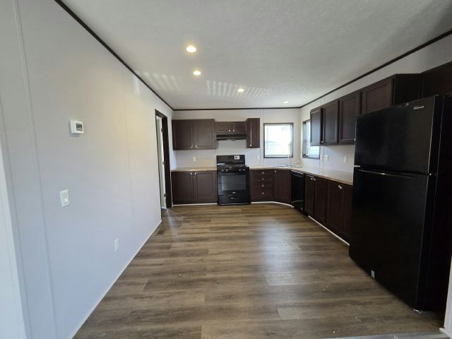 Foto del edificio - 343 Bunting Ln