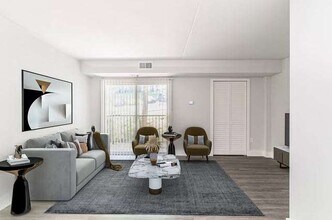 Building Photo - Foxwood Apartments