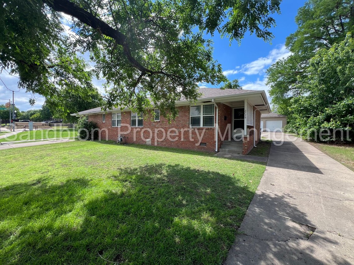 Primary Photo - For Lease | University of Tulsa - Midtown ...