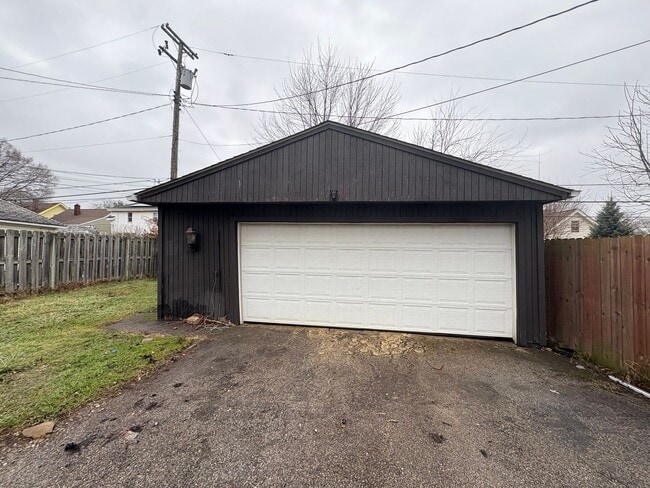 Building Photo - Section 8 Welcome – Freshly Turned 4BR Home in Garfield Heights | $1,695/mo