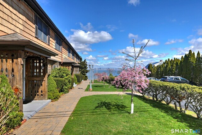 Foto del edificio - 1 Cora St