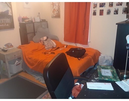 Foto del edificio - 228 Western Ave