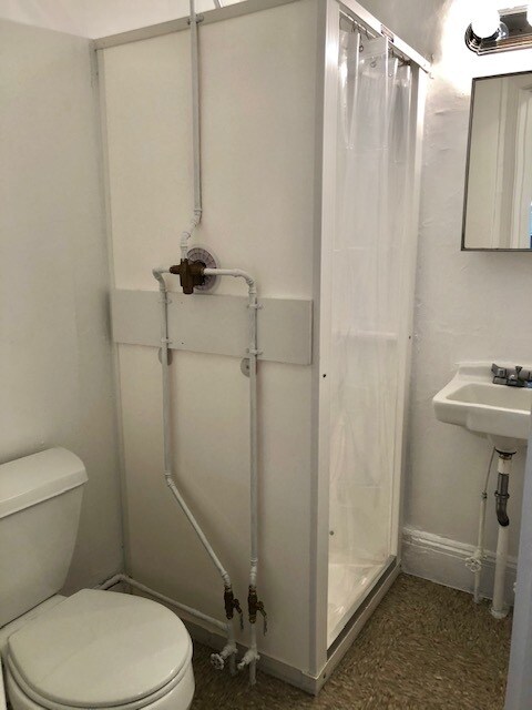 Building Photo - 405 Beacon St