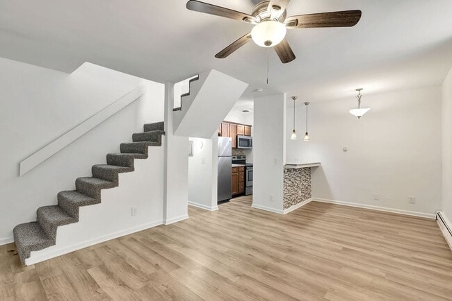 Building Photo - 2605 Eden Ave
