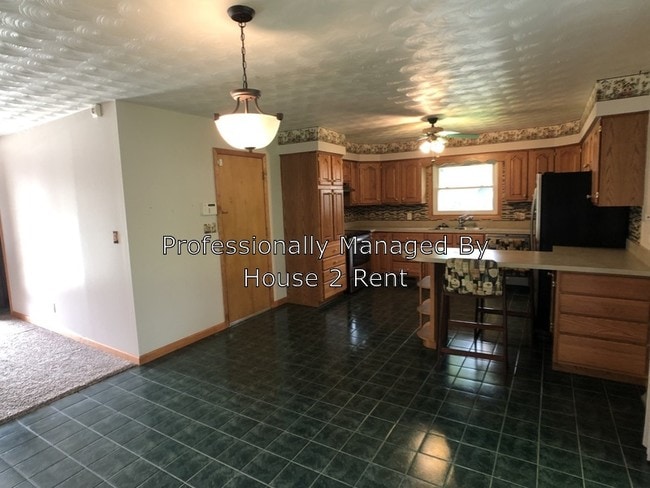 Foto del edificio - 806 Dogwood Ln