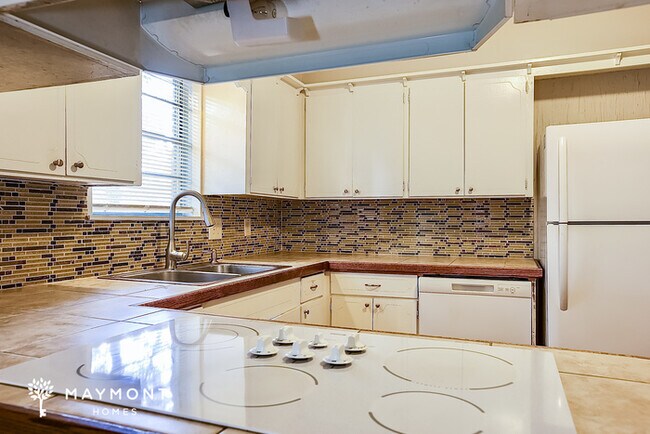 Foto del edificio - 1608 Johnson St