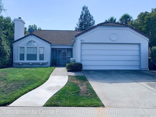 Building Photo - 4 br, 2 bath House - 8614 Lujan Crest Court