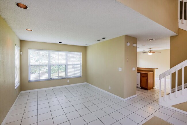 Foto del edificio - 3275 W Buena Vista Dr