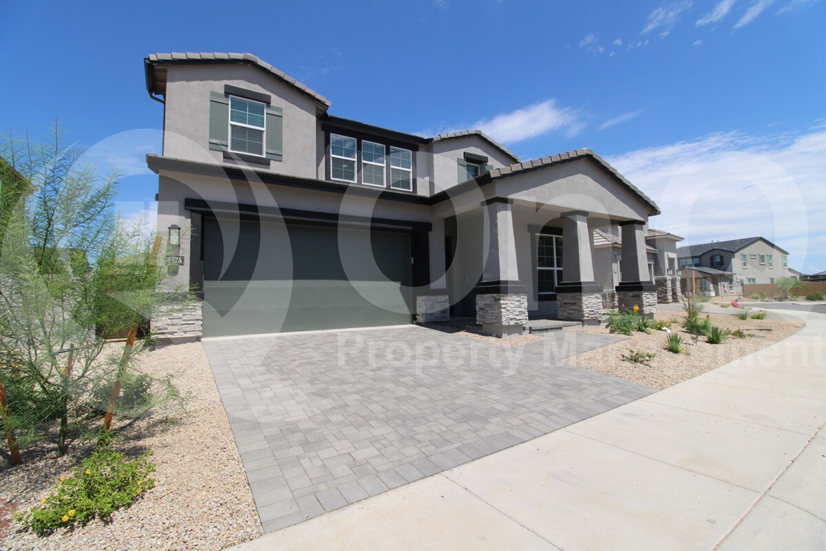 Foto principal - 5976 E Quail Ave