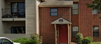 Building Photo - 2048 N Rand Rd
